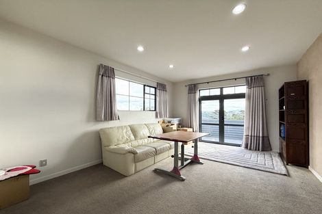 Photo of property in 46 Bur Oak Terrace, Schnapper Rock, Auckland, 0632
