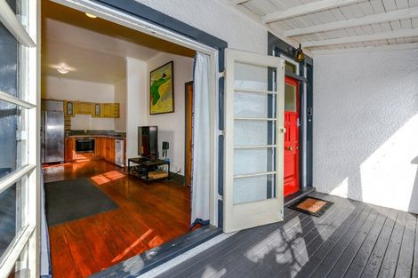 Photo of property in 1/96 Somerfield Street, Somerfield, Christchurch, 8024