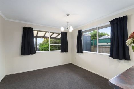Photo of property in 35 Larnach Street, Waimairi Beach, Christchurch, 8083