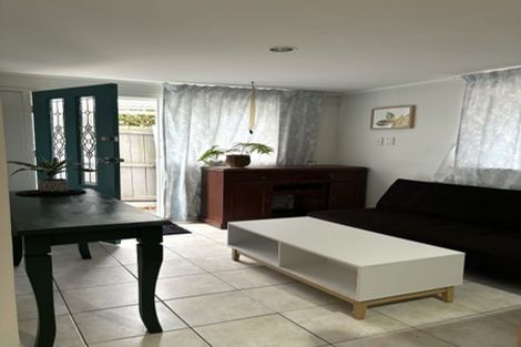 Photo of property in 8 Apirana Avenue, Glen Innes, Auckland, 1072