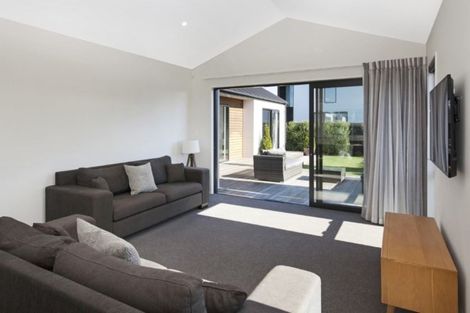 Photo of property in 155 Ilam Road, Ilam, Christchurch, 8041