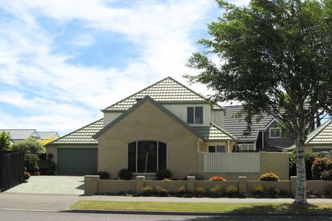 Photo of property in 1/29 Apsley Drive, Russley, Christchurch, 8042