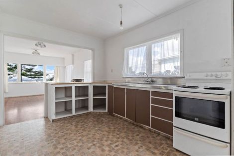 Photo of property in 57 Ranui Avenue, Ranui, Auckland, 0612