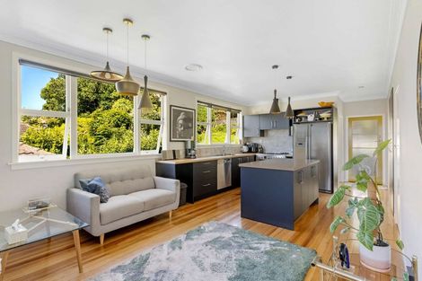 Photo of property in 223 Powderham Street, New Plymouth, 4310