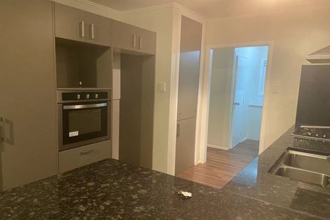 Photo of property in 1/11 Strid Road, Te Atatu South, Auckland, 0610