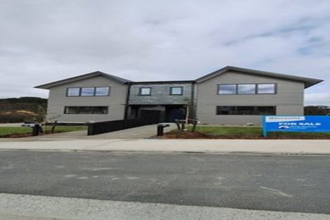 Photo of property in 44 Turtleback Avenue, Whitby, 5024