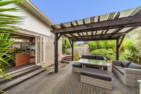 Photo of property in 30 Higginson Street, Otane, 4202