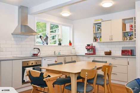 Photo of property in 23 Ngaio Gorge Road, Ngaio, Wellington, 6035