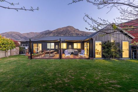 Photo of property in 13 Violet Way, Lower Shotover, Queenstown, 9304