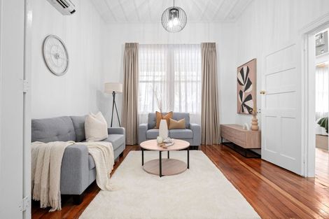 Photo of property in 6 Johnson Street, Dinsdale, Hamilton, 3204