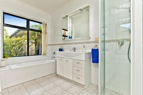 Photo of property in 50 Rame Road, Greenhithe, Auckland, 0632