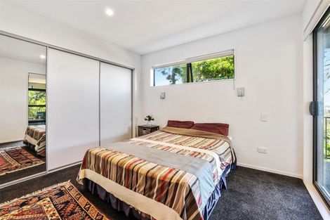 Photo of property in 31 Cannon Hill Crescent, Mount Pleasant, Christchurch, 8081