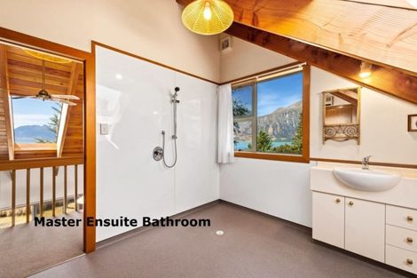 Photo of property in 8 Ohau Drive, Lake Ohau, Twizel, 9412