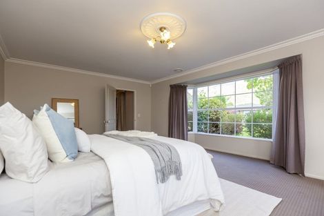 Photo of property in 34 Awanui Drive, Waikanae, 5036