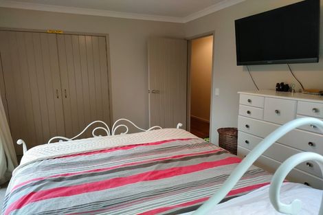 Photo of property in 1b Wellington Street, Feilding, 4702