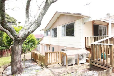 Photo of property in 17 Cunliffe Place, Glenfield, Auckland, 0629