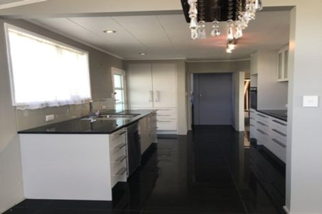 Photo of property in 63 Butterworth Drive, Glendene, Auckland, 0602