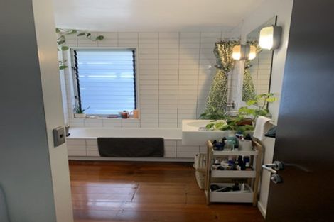 Photo of property in 132 Ohiro Road, Brooklyn, Wellington, 6021