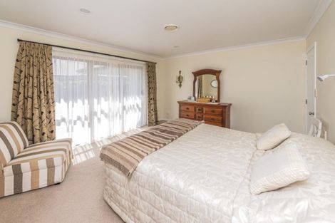 Photo of property in 15 Gilligan Close, College Estate, Whanganui, 4500