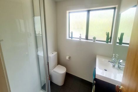 Photo of property in 30 Margaret Road, Raumati Beach, Paraparaumu, 5032