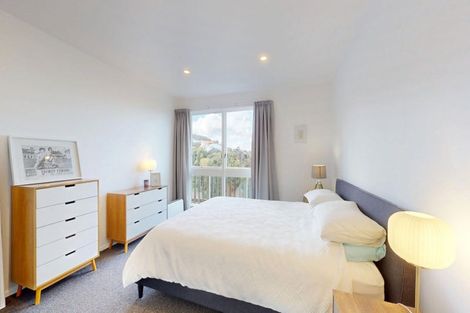 Photo of property in 43a Harbour View Road, Northland, Wellington, 6012