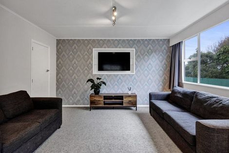 Photo of property in 28 Disraeli Street, Hawera, 4610