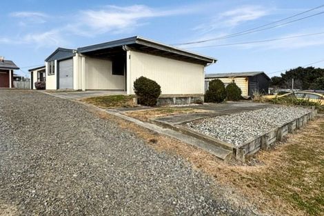 Photo of property in 37 Ruanui Street, Himatangi Beach, Foxton, 4891