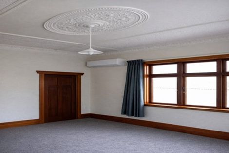 Photo of property in 210 Park Road, Hokowhitu, Palmerston North, 4410