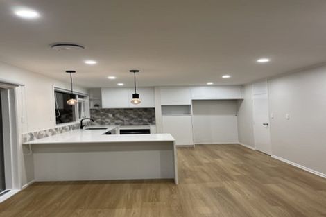 Photo of property in 1/37 Gretel Place, Hillcrest, Auckland, 0627