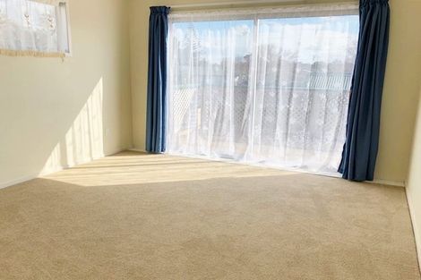 Photo of property in 28 Cranberry Place, Bucklands Beach, Auckland, 2012