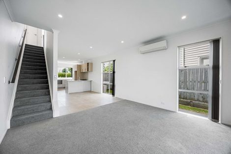 Photo of property in 39 Whenuapai Drive, Whenuapai, Auckland, 0618