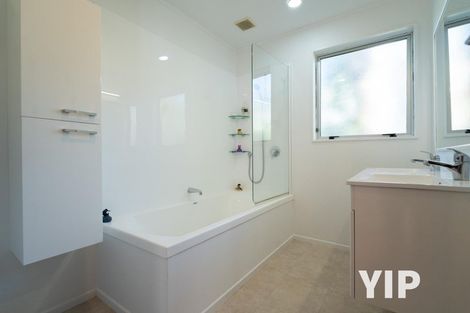 Photo of property in 68 Baylands Drive, Newlands, Wellington, 6037