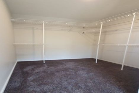 Photo of property in 9 Fairbairn Close, Halswell, Christchurch, 8025