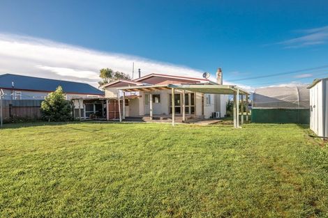 Photo of property in 21 Gladstone Street, Westport, 7825