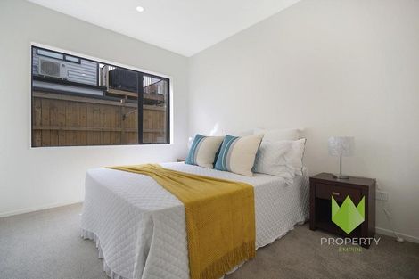 Photo of property in 20b Crestview Rise, Papakura, 2110