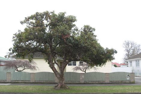 Photo of property in 24 Williams Street, Marewa, Napier, 4110