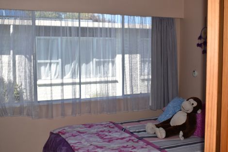 Photo of property in 23 Seddon Street, Carterton, 5713