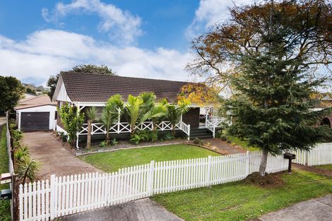 Photo of property in 5 Palm Court Drive, Glen Eden, Auckland, 0602