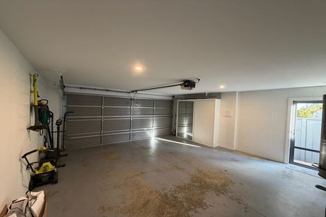 Photo of property in 100a Lake Road, Northcote, Auckland, 0627