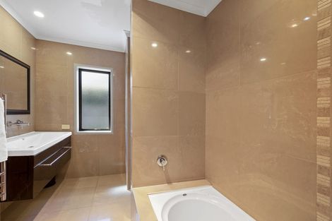 Photo of property in 9 Sampson Avenue, Waiwhakaiho, New Plymouth, 4312