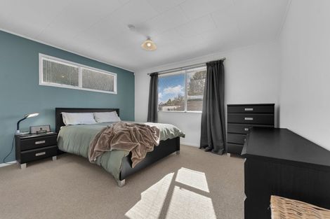 Photo of property in 47 Claverdon Drive, Massey, Auckland, 0614