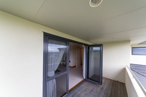 Photo of property in 55 The Strand, Fitzherbert, Palmerston North, 4410