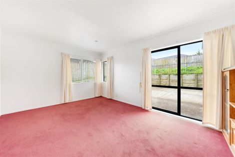 Photo of property in 4 Brunswick Rise, Mangere, Auckland, 2022