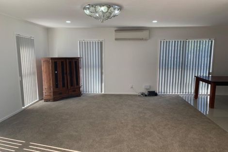 Photo of property in 50 Sunlands Drive, Manurewa, Auckland, 2102