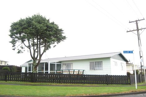 Photo of property in 70 Bayly Street, Waitara, 4320