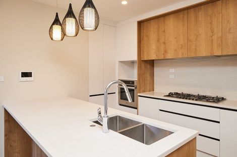 Photo of property in 36c Eastern Beach Road, Bucklands Beach, Auckland, 2012