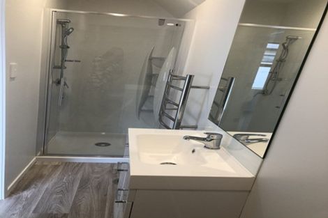 Photo of property in 2/27 Seddon Road, Frankton, Hamilton, 3204