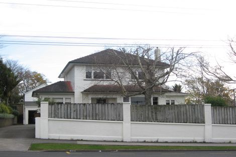 Photo of property in 72 Govett Avenue, Frankleigh Park, New Plymouth, 4310