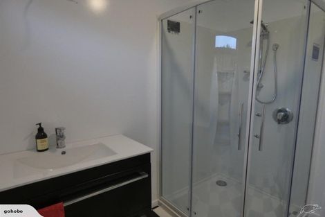 Photo of property in 16 Essex Street, Stratford, 4332