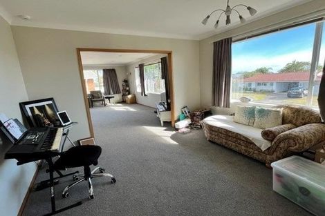 Photo of property in 54 Sorrel Crescent, Bucklands Beach, Auckland, 2012